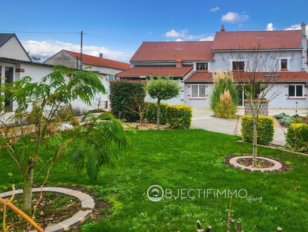 Crécy-la-Chapelle (77580) Maison spacieuse 250m²