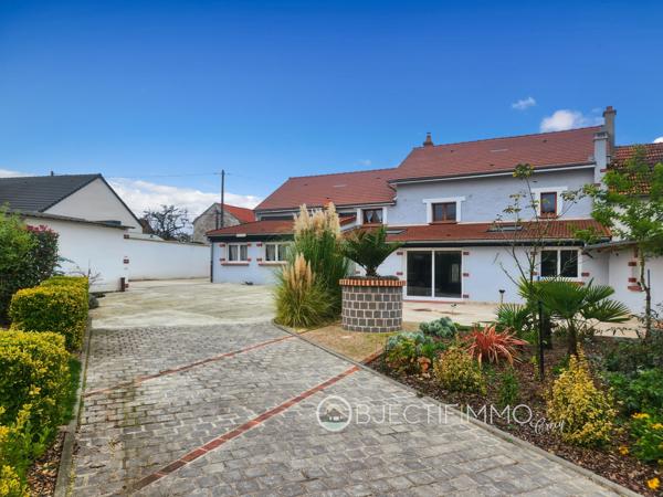 Crécy-la-Chapelle (77580) Maison spacieuse 250m²