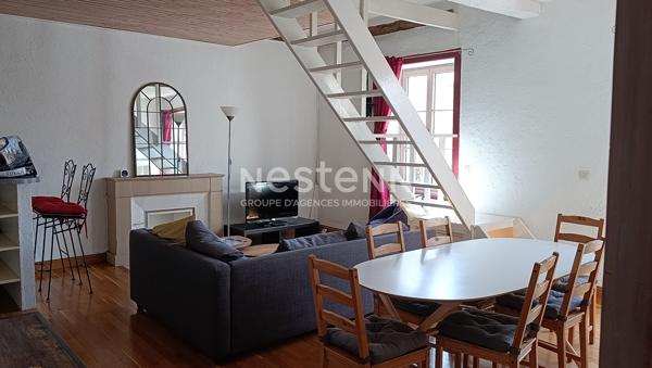 A louer VANNES Centre - T3 avec 2 chambres et mezzanine.