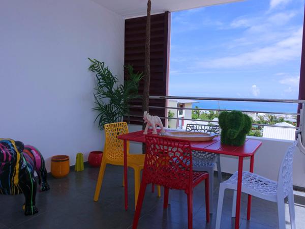 TROP TARD DÉJÀ VENDU PAR IDIMMO : Ste Clotilde proximité Clinique, joli T3 de 64m² avec vue mer ! Saint-Denis (97490)