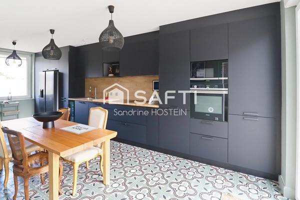 Maison de 127m2 hab avec 3 chambres, 1 bureau, terrasse, jardin et garage 3 voitures!