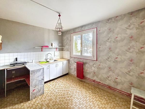 Appartement 3 pièces au calme avec balcon