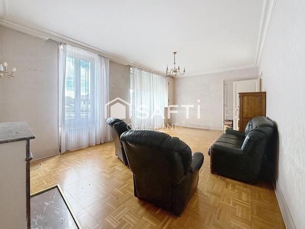 Maison avec terrain divisible et annexes