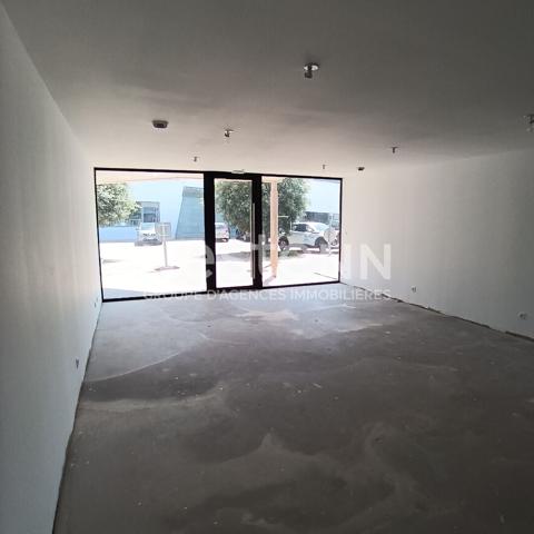 Local commercial  à vendre Ploeren 50 m2 Parking