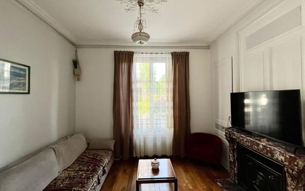 Appartement à vendre    3 pièces • 61,98 m2 Villeurbanne