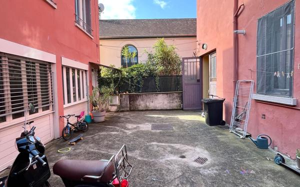 Appartement à vendre    3 pièces • 61,98 m2 Villeurbanne