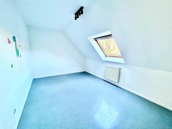 Maison
                                                                                                                                                                                                                                                                                                                        5 pièce(s)                                                                                                                                                                                                          4 chambre(s)                                                                                                                                                                                                          129  m²