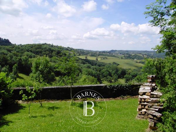 Aurillac, Manoir 11 Chambres -  500 m² à vendre
