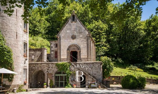Aurillac, Manoir 11 Chambres -  500 m² à vendre
