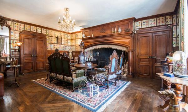 Aurillac, Manoir 11 Chambres -  500 m² à vendre