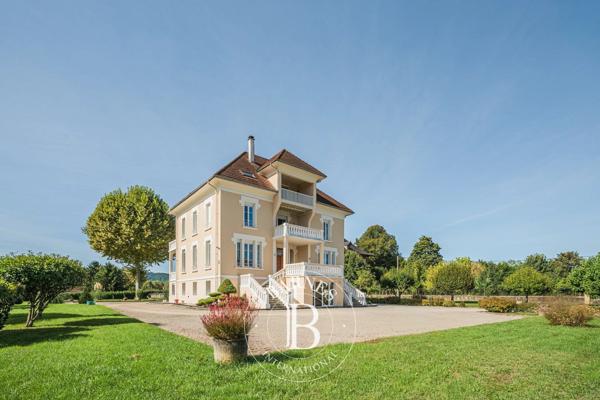 Le Pont-de-Beauvoisin, Propriété 6 Chambres -  449 m² à vendre