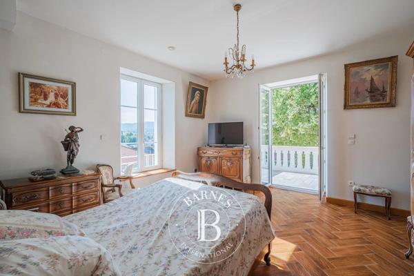 Le Pont-de-Beauvoisin, Propriété 6 Chambres -  449 m² à vendre