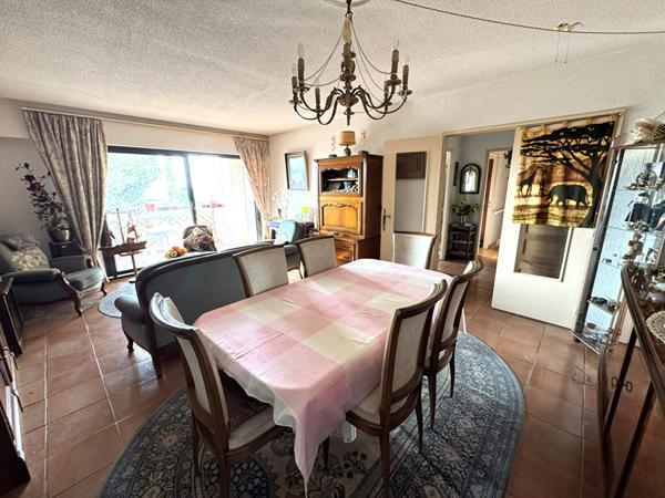 A VENDRE - 4 PIECES - MOUGINS-LE-HAUT