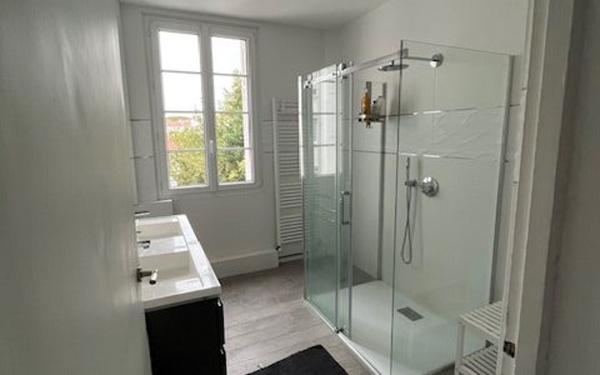 Appartement à louer    3 pièces •  Royan