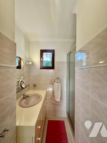 CHATEAUNEUF DE GRASSE - BELLE VILLA DE 100M² AVEC VUE MER