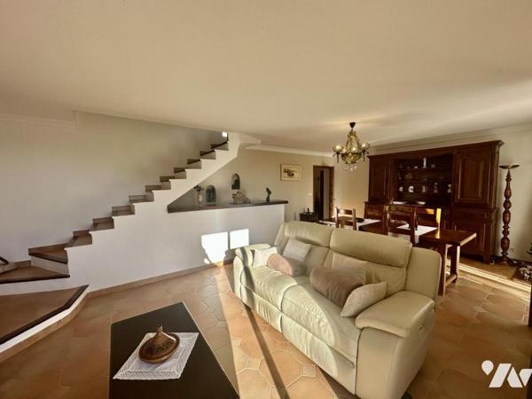 CHATEAUNEUF DE GRASSE - BELLE VILLA DE 100M² AVEC VUE MER