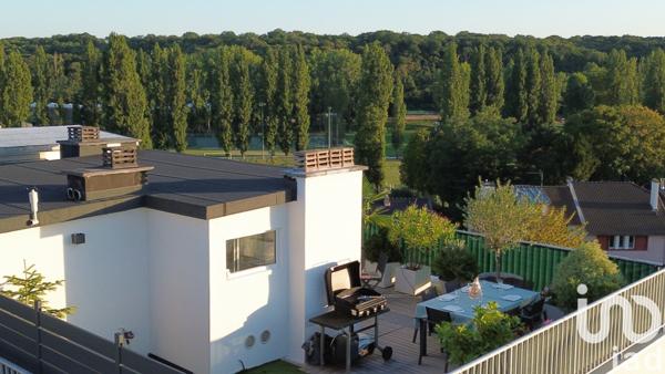 Appartement 3 pièces de 88 m² à Vaucresson (92420)