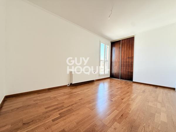 Maison familiale avec jardin et garage