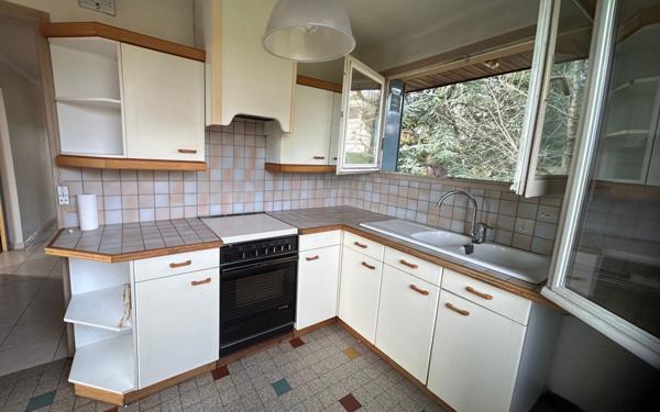 Maison à vendre    4 pièces • 80,18 m2 Sainte-Foy-lès-Lyon