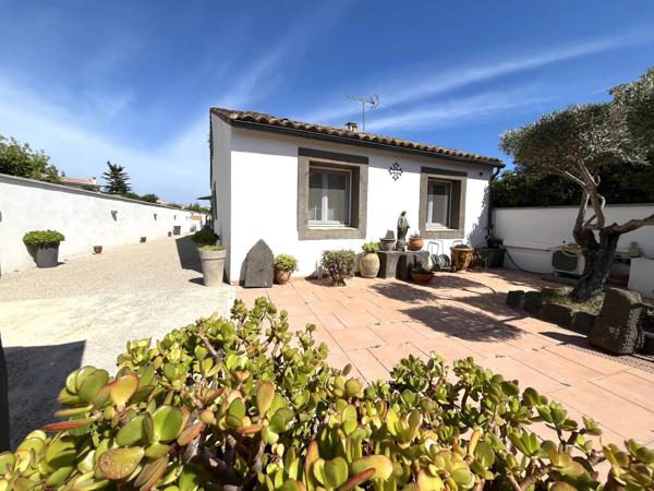 VIAS - HERAULT - 3 CHAMBRES - PISCINE - DEPENDANCES - GARAGE - CALME -