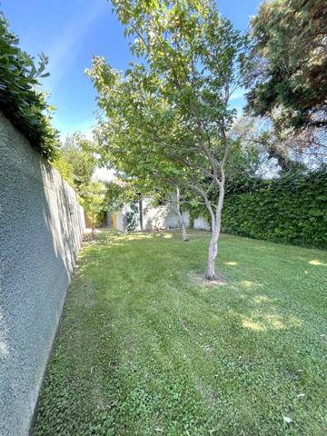 VIAS - HERAULT - 3 CHAMBRES - PISCINE - DEPENDANCES - GARAGE - CALME -