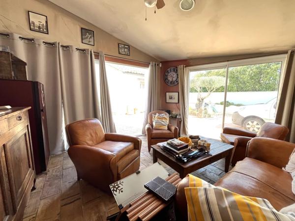 VIAS - HERAULT - 3 CHAMBRES - PISCINE - DEPENDANCES - GARAGE - CALME -