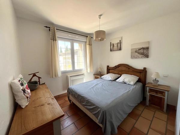 VIAS - HERAULT - 3 CHAMBRES - PISCINE - DEPENDANCES - GARAGE - CALME -