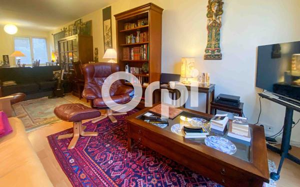 Maison à vendre    5 pièces •  Saumur