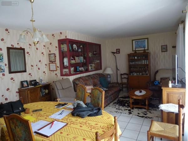 Maison à vendre à Levroux dans l'Indre (36110), ref : 36019/806