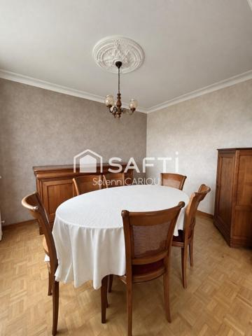 un appartement avec ascenseur quartier calme