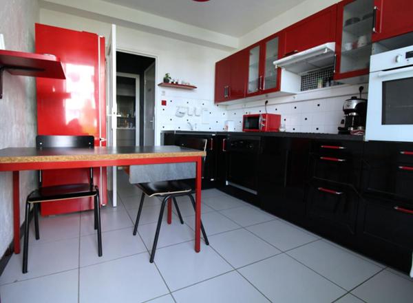 Appartement T3 avec extérieur, parking privatif et cave