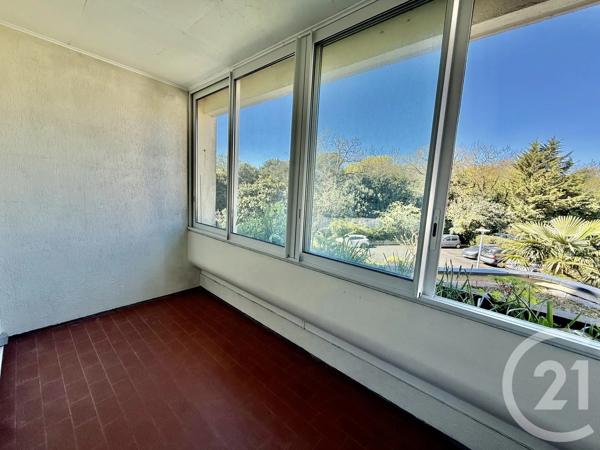 Appartement Studio à vendre  1 pièce - 26 m 2   LA ROCHELLE  - 17