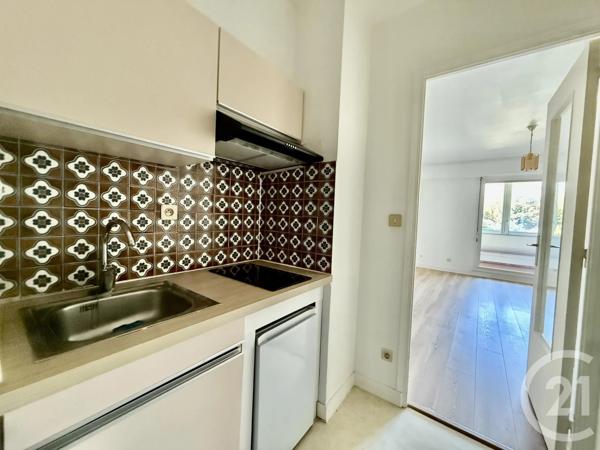 Appartement Studio à vendre  1 pièce - 26 m 2   LA ROCHELLE  - 17