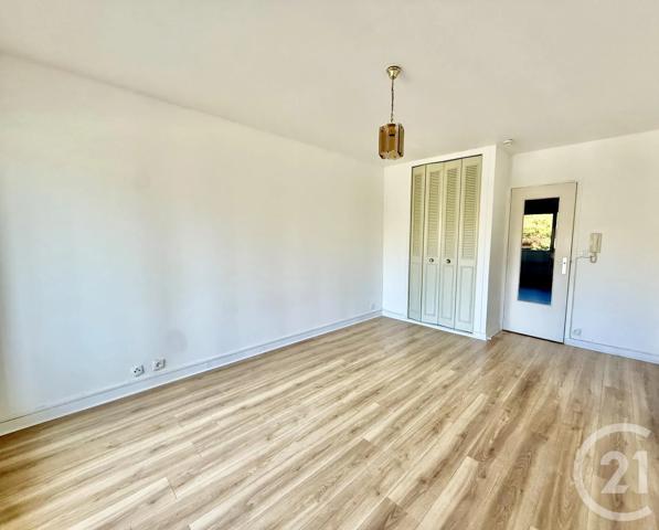 Appartement Studio à vendre  1 pièce - 26 m 2   LA ROCHELLE  - 17