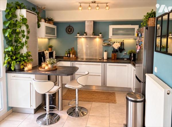 POITIERS (SAINT BENOIT) - QUARTIER CHANTEJEAU - 3 CH - 78 M² - JARDIN - GARAGE