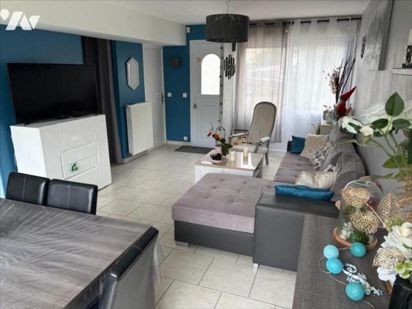 POITIERS (SAINT BENOIT) - QUARTIER CHANTEJEAU - 3 CH - 78 M² - JARDIN - GARAGE