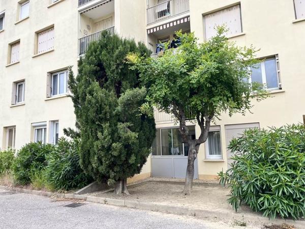 Appartement à louer |                                        Béziers |                                        3 pièces  | 85 m²