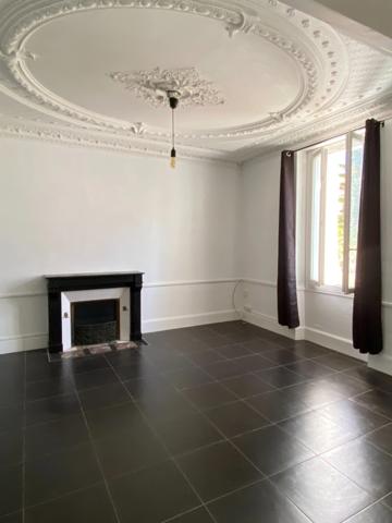 Ruelle. Maison 210 m² avec studio indépendant