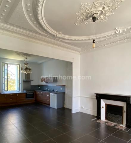 Ruelle. Maison 210 m² avec studio indépendant