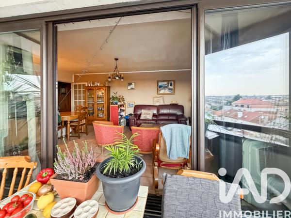 Appartement à vendre 4 pièces 79 m² Neuilly-sur-Marne