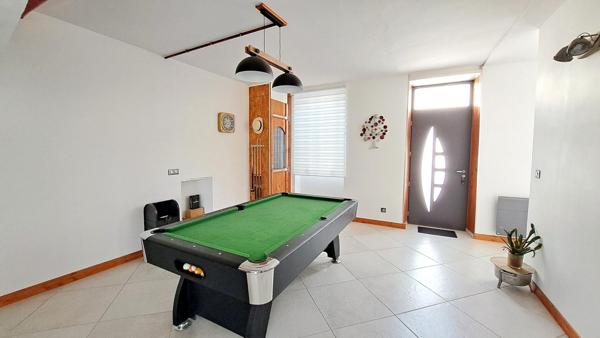 À vendre - Maison, 7 pièces située à Sauveterre-de-Béarn (64390)