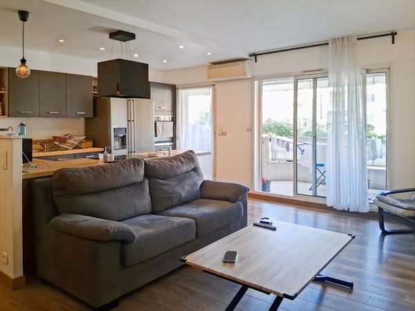 Appartement Cannes 2 pièces 50 m2 à louer meublé à l'année