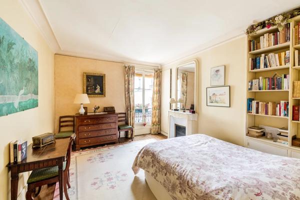 Appartement Paris 6 e - MAYET / CHERCHE-MIDI