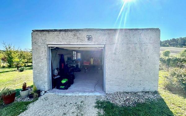 Maison à louer    5 pièces •  Razac-sur-l'Isle