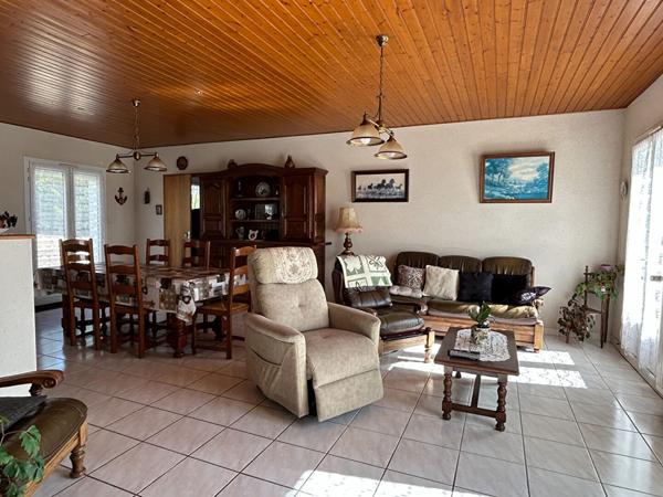 Maison - 6 pièces - 133 m²