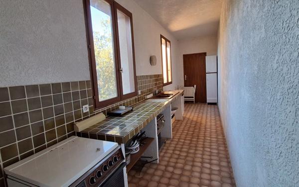 Maison à vendre    5 pièces •  Esparron-de-Verdon