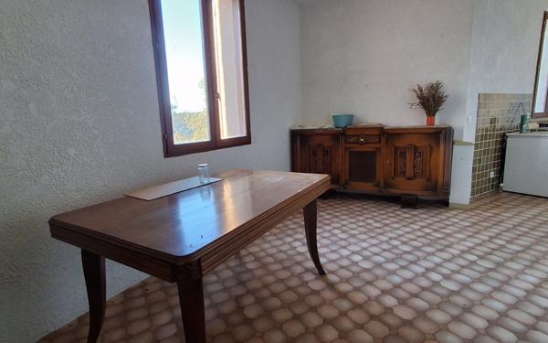 Maison à vendre    5 pièces •  Esparron-de-Verdon