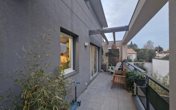 Appartement à vendre    3 pièces • 61,10 m2 Pujaut