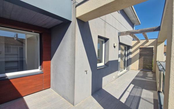 Appartement à vendre    3 pièces • 61,10 m2 Pujaut