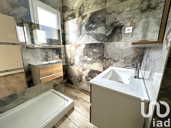 Maison à vendre 5 pièces 123 m² Villerest